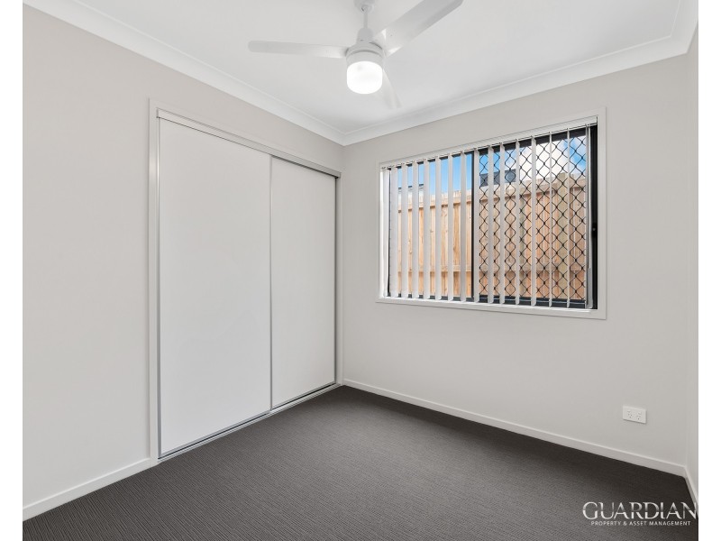 2/1 Vivienne Way, Marsden QLD 4132