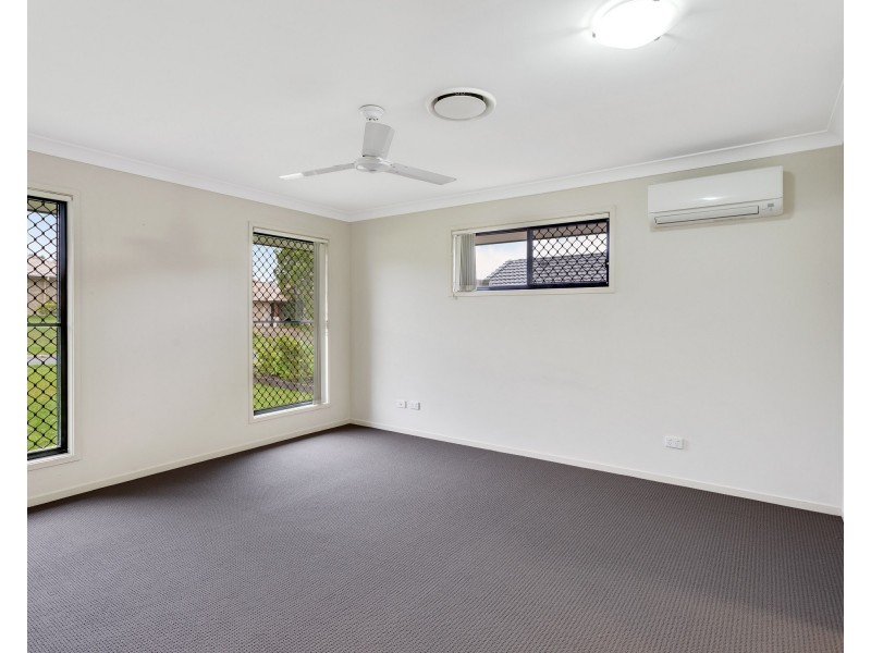 8 Duncan Crescent, Joyner QLD 4500