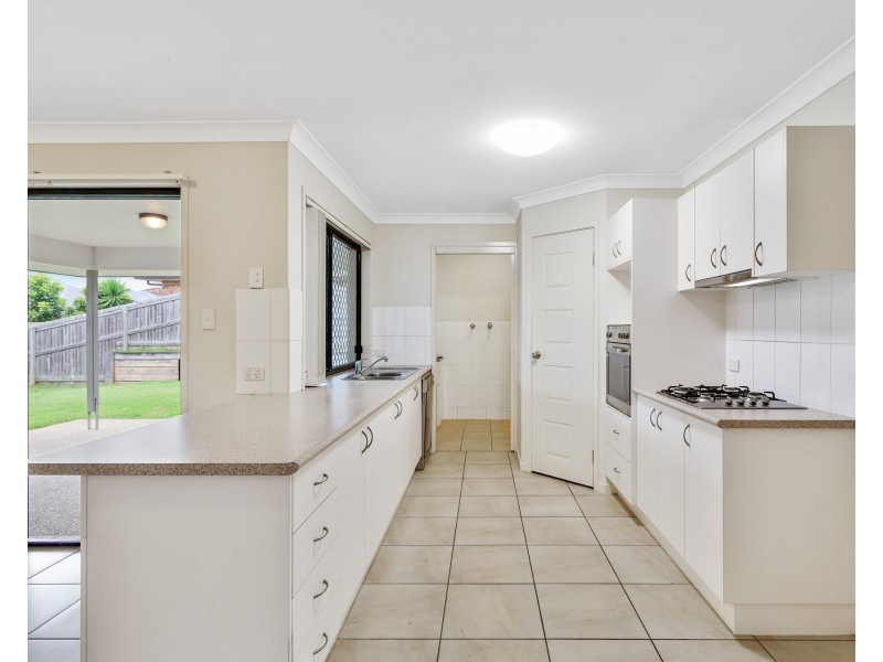 8 Duncan Crescent, Joyner QLD 4500