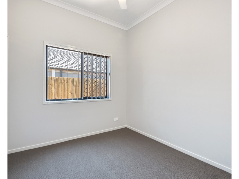 2/45 Pinelands Street, Loganlea QLD 4131