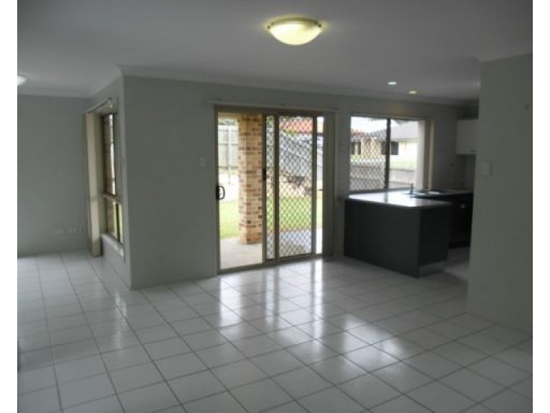 18 Burkett Crescent, Victoria Point QLD 4165