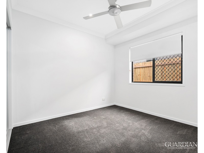 8 Birchwood Street, Park Ridge QLD 4125