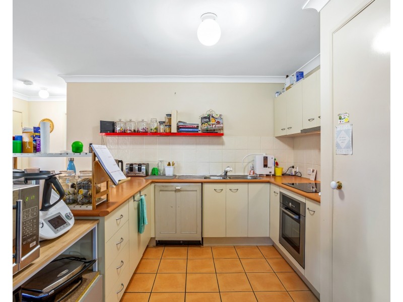 4 Hatia Grove, Ferny Grove QLD 4055