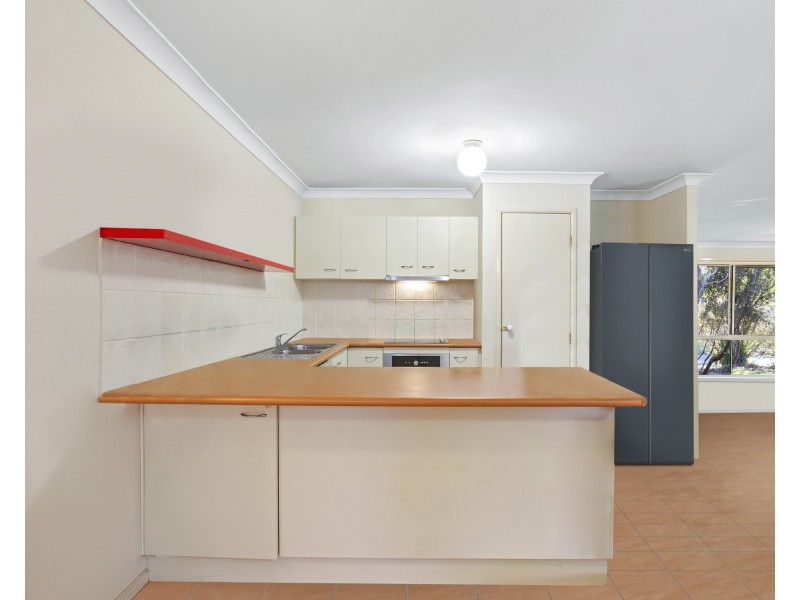 4 Hatia Grove, Ferny Grove QLD 4055