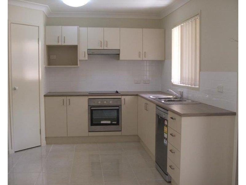 42 Arthur Way, Ormeau QLD 4208