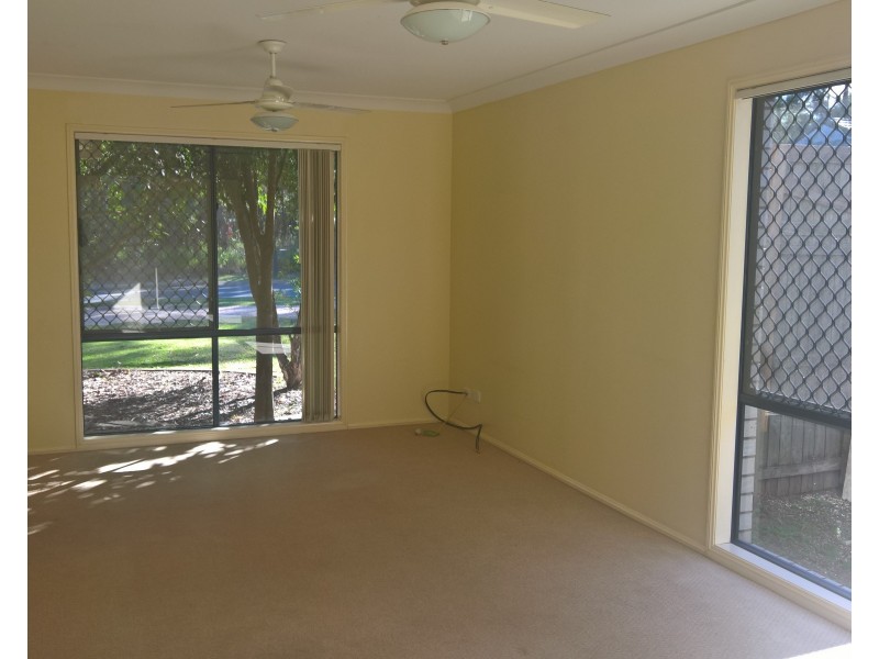 8 Mt Barney Crescent, Algester QLD 4115