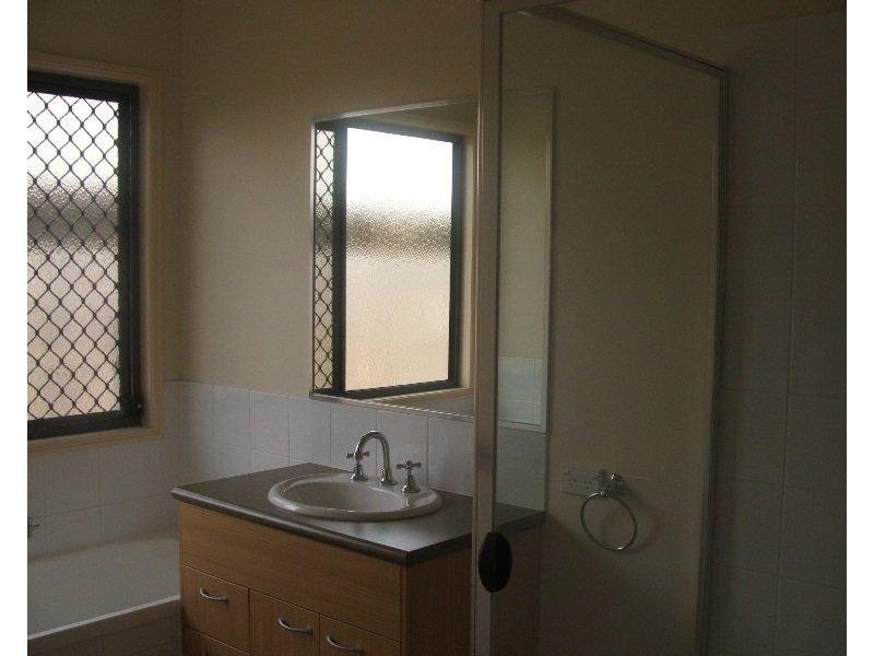 11 Abraheim Court, Mudgeeraba QLD 4213