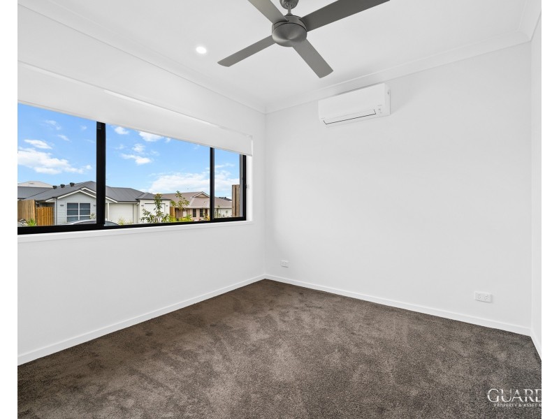 2/14 Sheepdog Road, Park Ridge QLD 4125