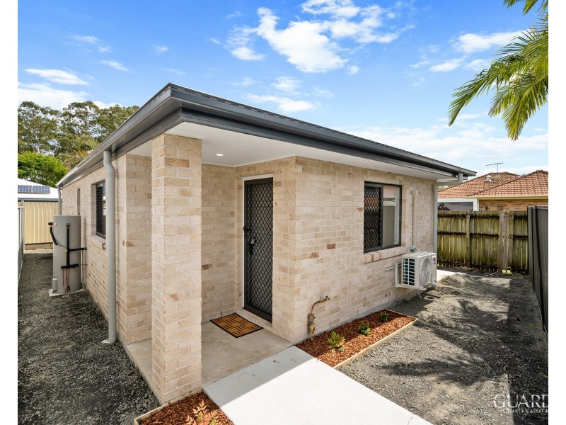 4a Links Avenue, Meadowbrook QLD 4131