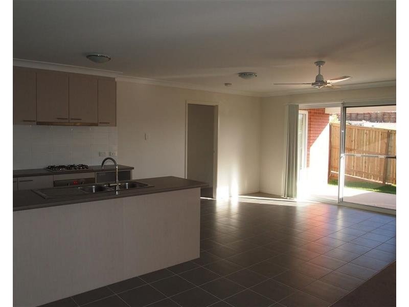 39 Milly Circuit, Ormeau QLD 4208