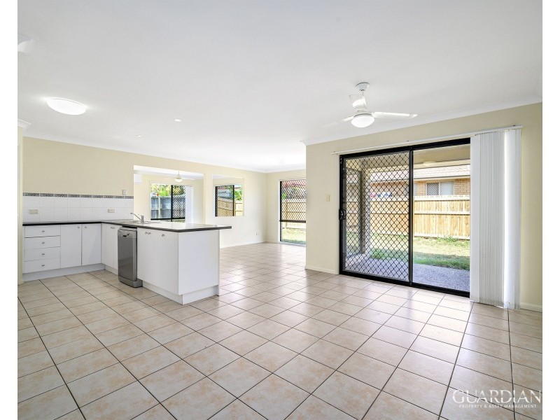 10 Overton Street, Calamvale QLD 4116