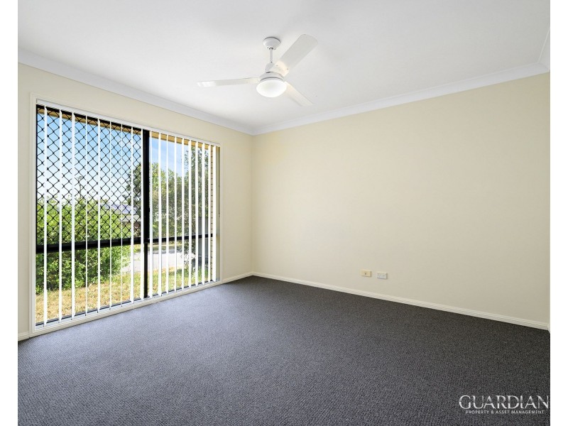 10 Overton Street, Calamvale QLD 4116