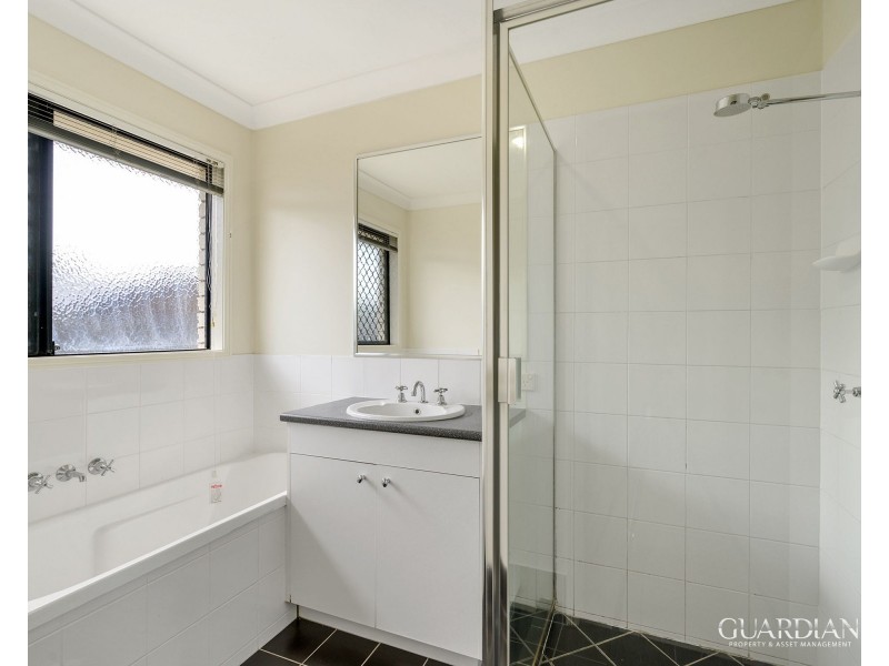 10 Overton Street, Calamvale QLD 4116