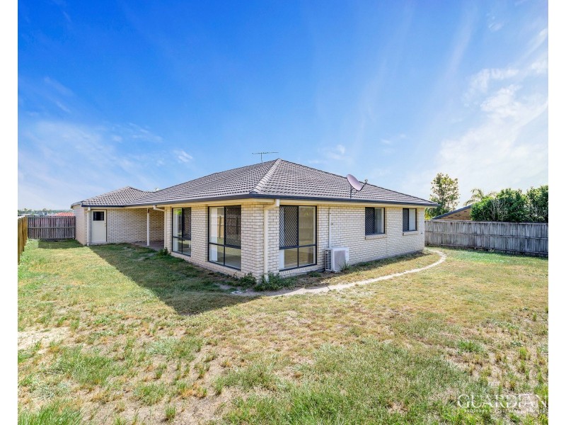 10 Overton Street, Calamvale QLD 4116