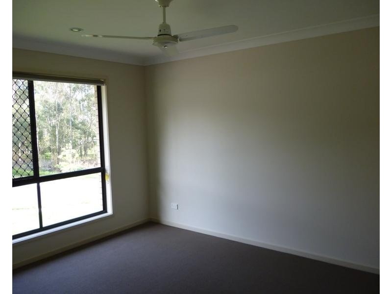 5 Oliver Drive, Redbank Plains QLD 4301