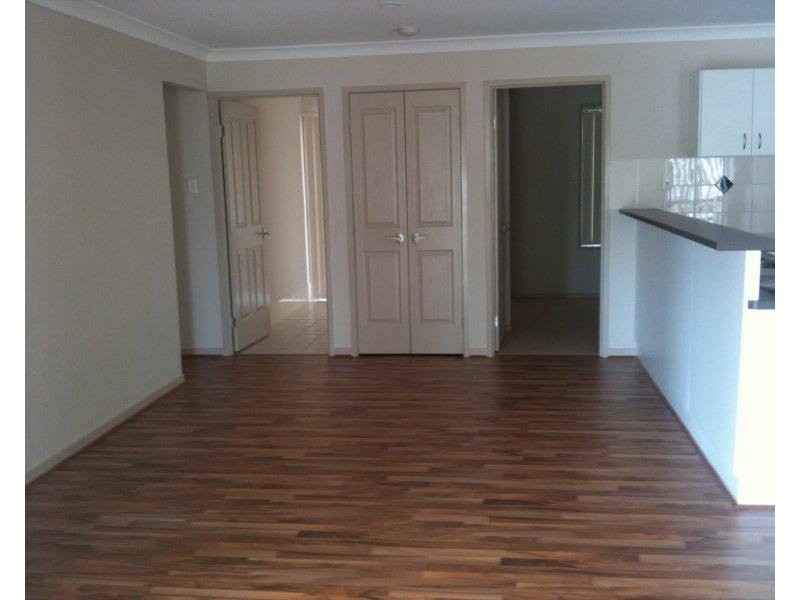 11 Salomon Court, Goodna QLD 4300