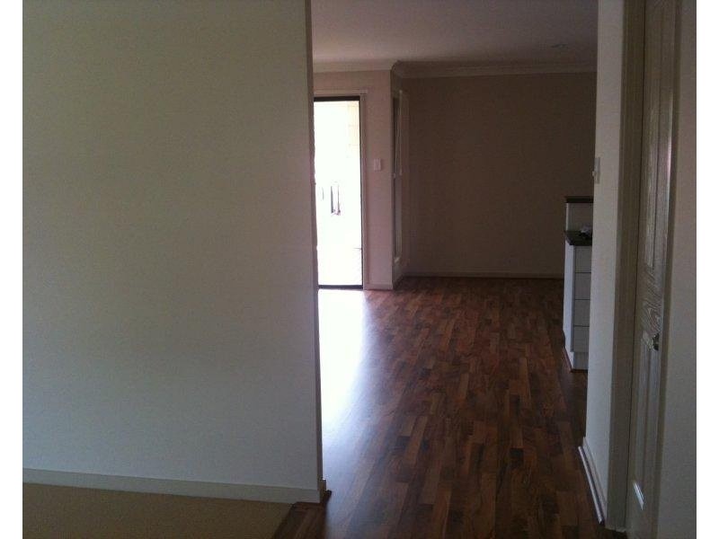 11 Salomon Court, Goodna QLD 4300