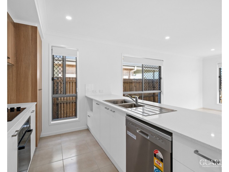 6 Drake Road, Logan Reserve QLD 4133