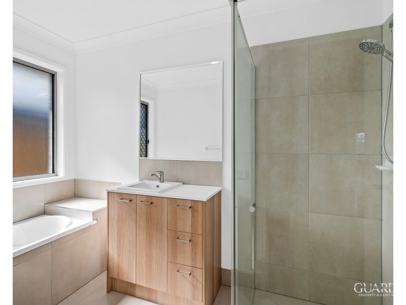 6 Drake Road, Logan Reserve QLD 4133