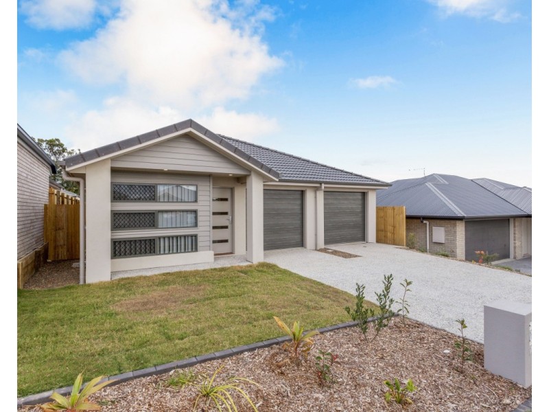 2/14 Broadwater Road, Morayfield QLD 4506
