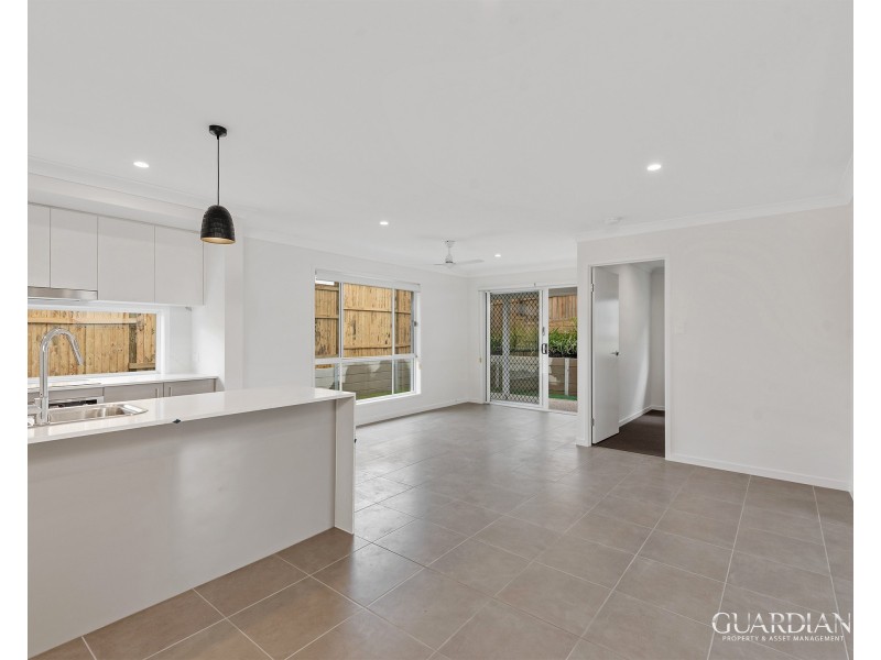 7 Noble Street, Pallara QLD 4110