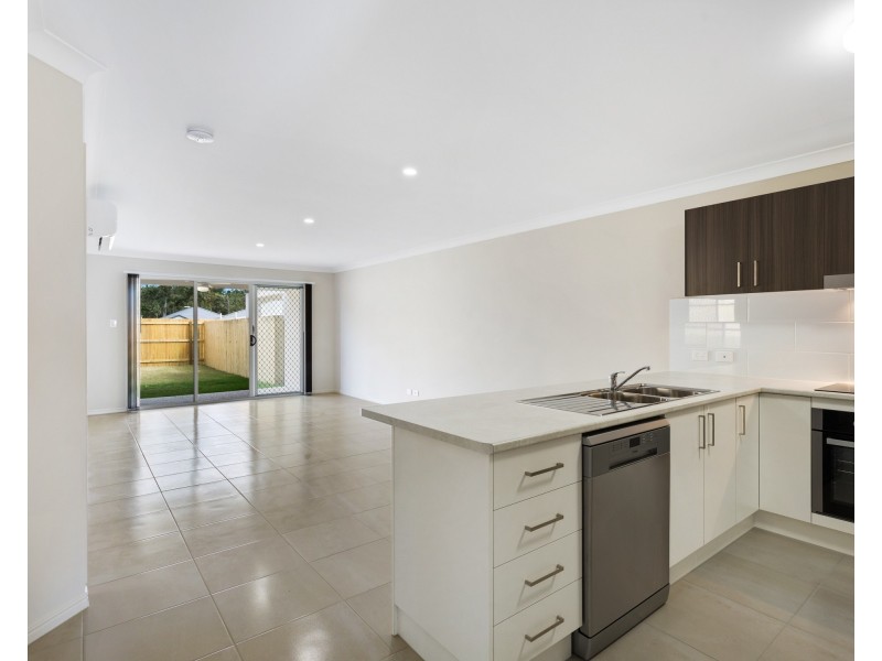 1/18 Broadwater Road, Morayfield QLD 4506