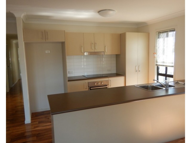 14 Salomon Court, Goodna QLD 4300