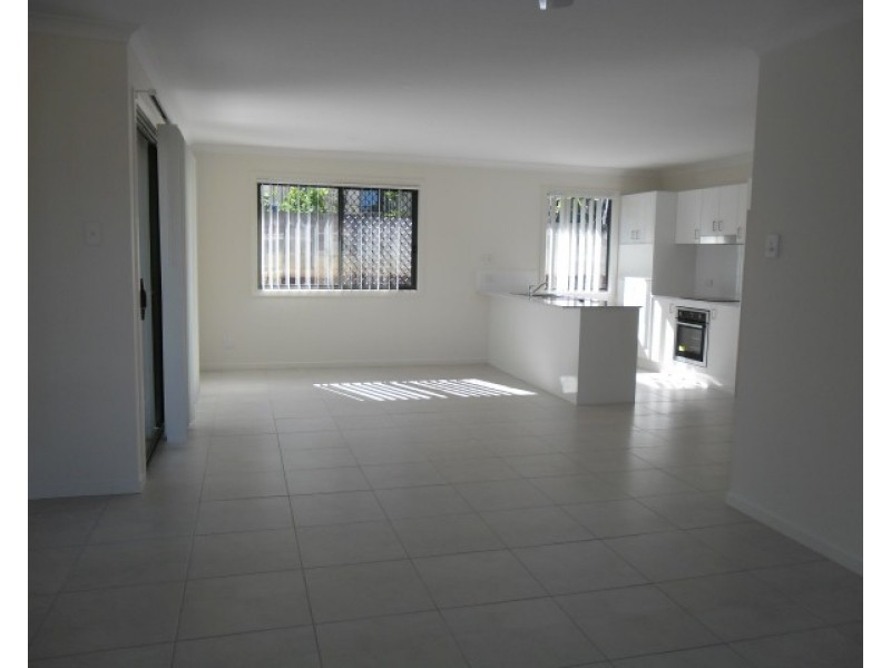 2a/9-11 Francis Road, Shailer Park QLD 4128