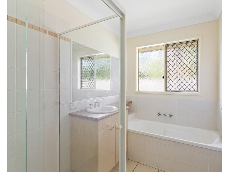 6 Chamberlain Place, Bracken Ridge QLD 4017