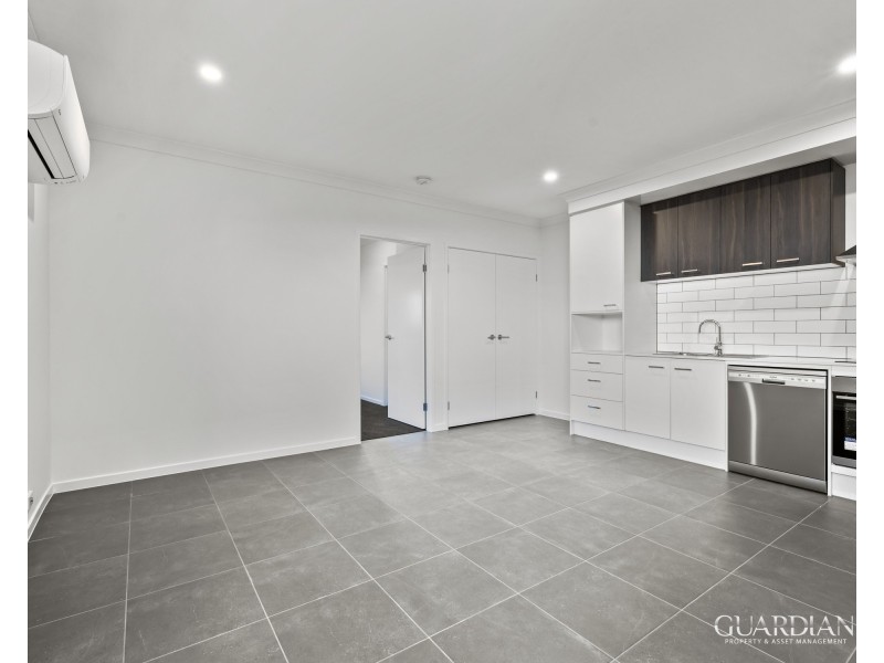 2/23 Heath Terrace, Park Ridge QLD 4125