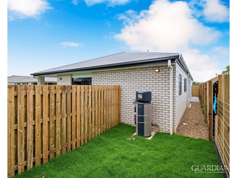 16B Finch Court, Loganlea QLD 4131