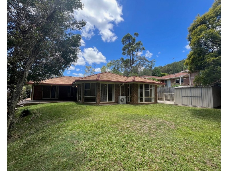 27 Hatia Grove, Ferny Grove QLD 4055