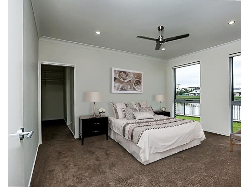 16 Palladium Boulevard, Hope Island QLD 4212