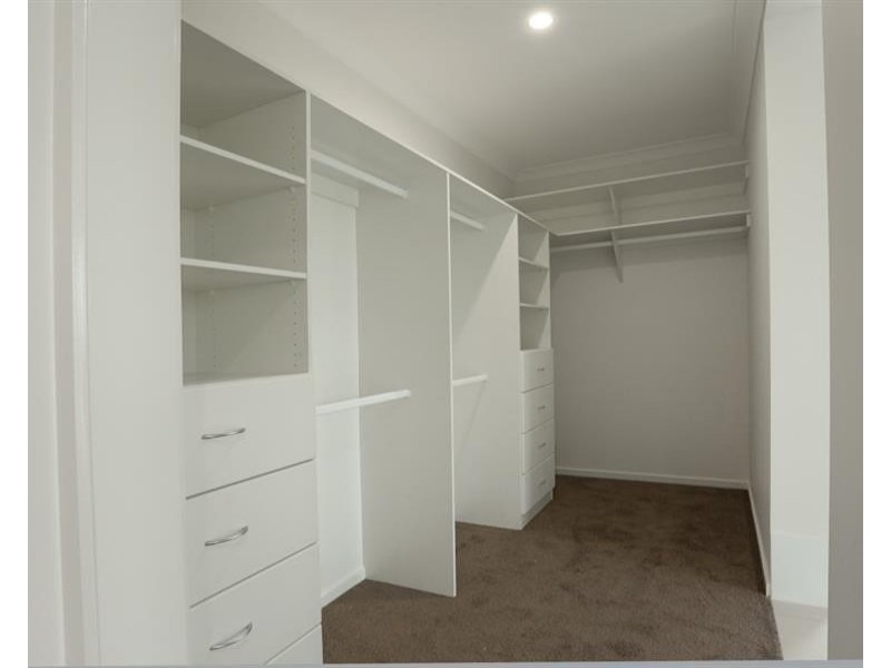16 Palladium Boulevard, Hope Island QLD 4212