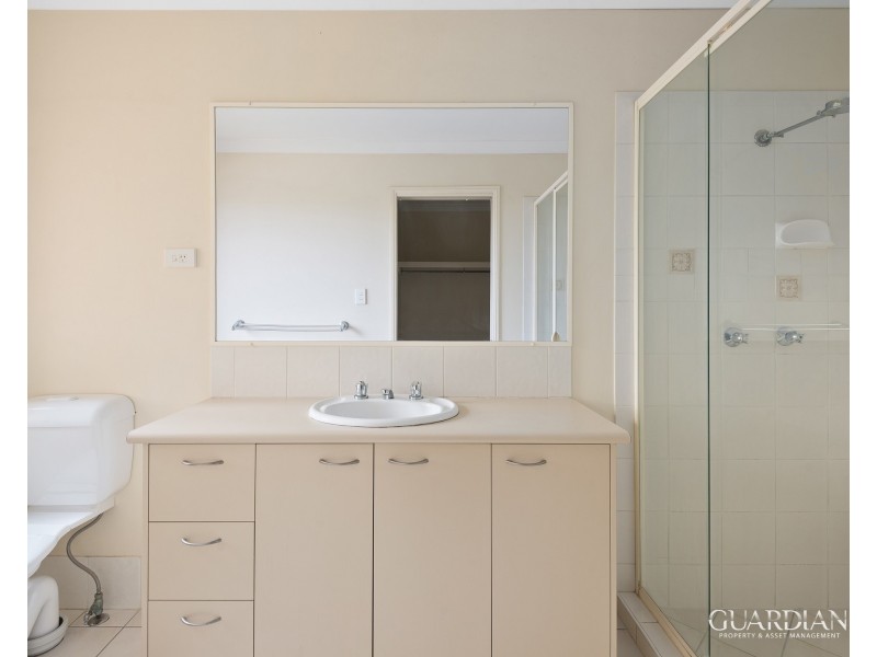 18 Mitchell Place, Parkinson QLD 4115