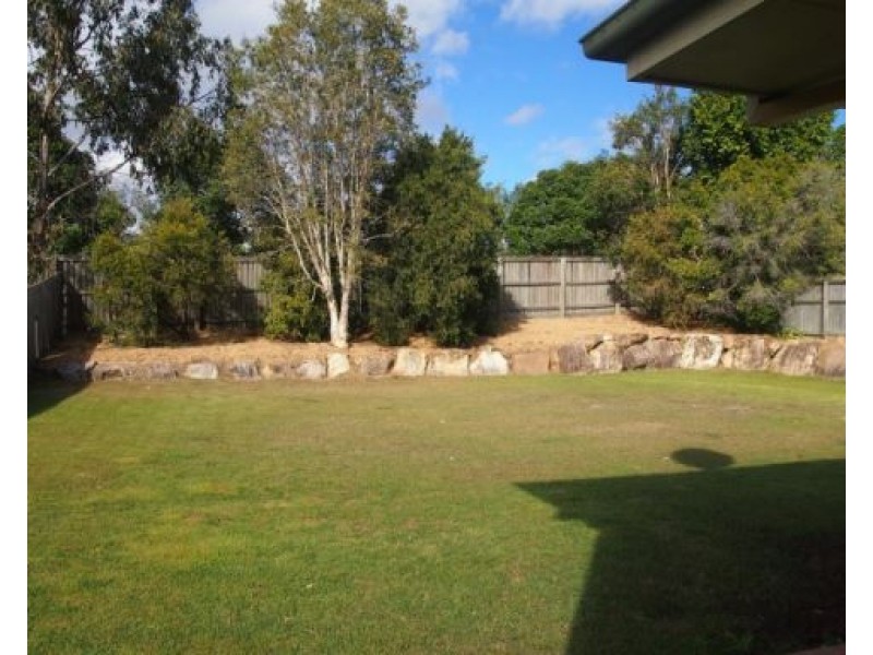 18 Mitchell Place, Parkinson QLD 4115