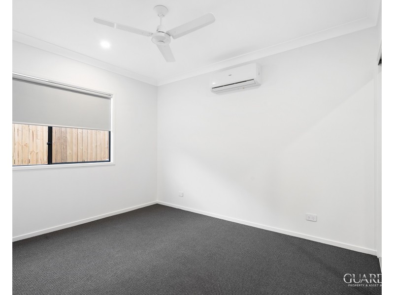 2/11 Claireview Street, Logan Reserve QLD 4133