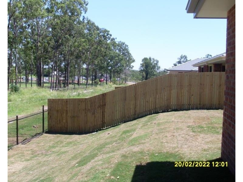 15 Siffleet Street, Bellbird Park QLD 4300