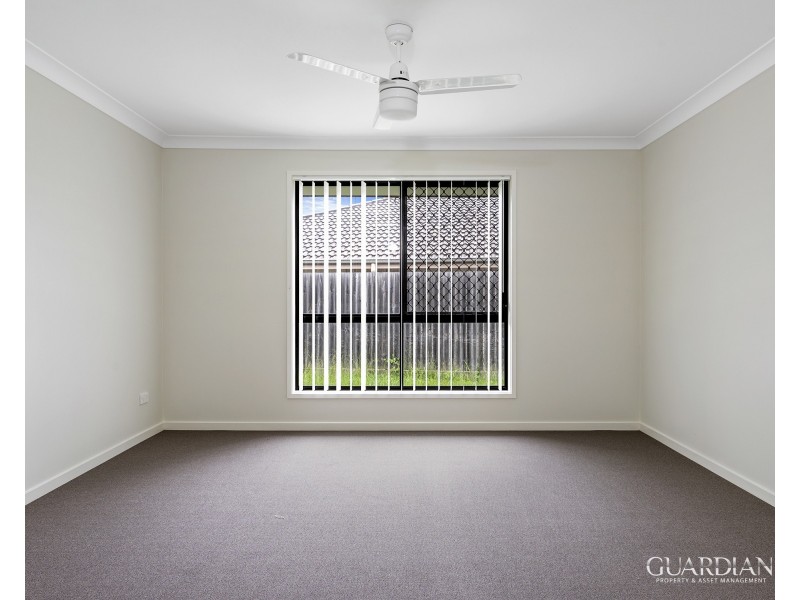 8 Starling Street, Eagleby QLD 4207
