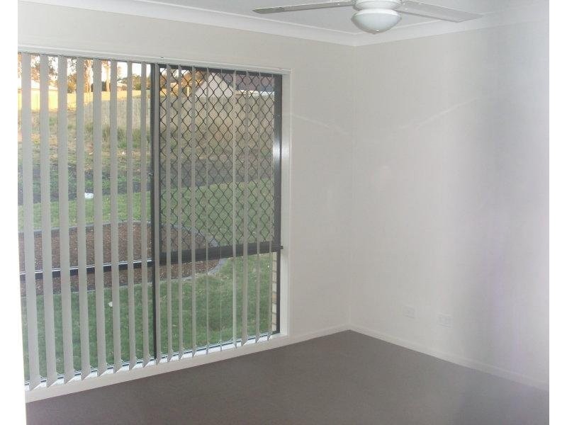 7 Renee Street, Redbank Plains QLD 4301