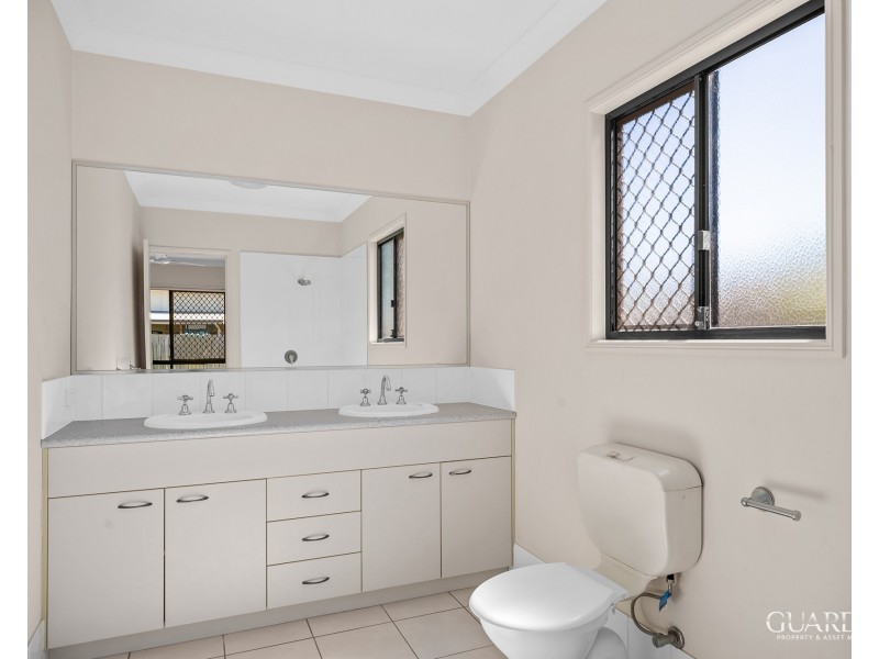 17 Abraheim Court, Mudgeeraba QLD 4213