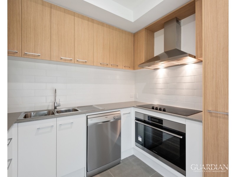 2/22C Monash Road, Loganlea QLD 4131