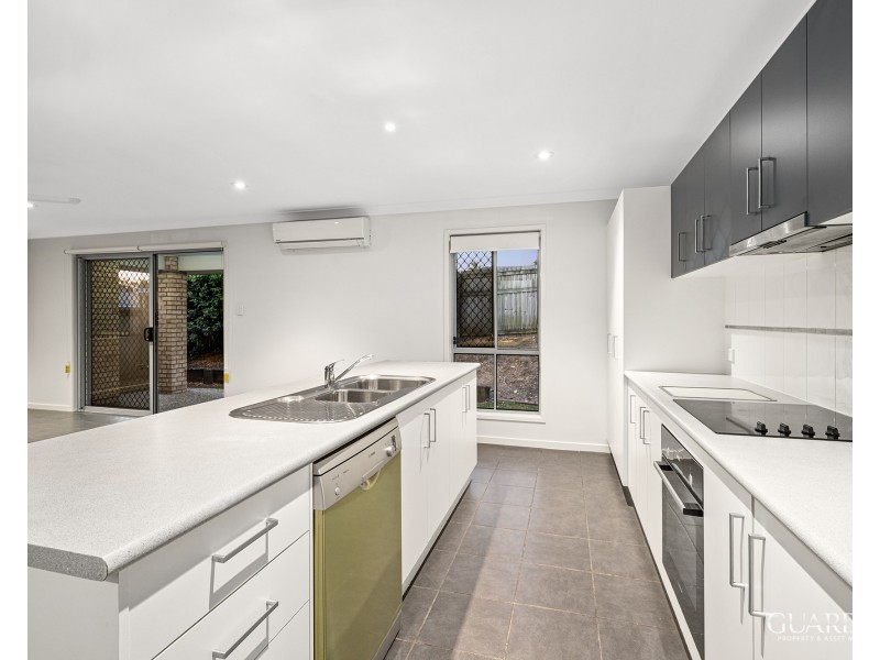 9 Simveesh Street, Calamvale QLD 4116