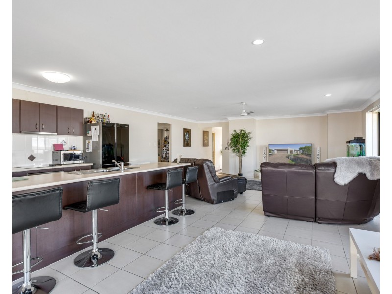 44 Ballyalla Crescent, Warner QLD 4500