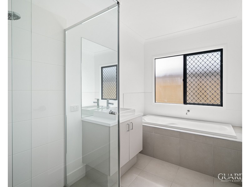 44 Tulip Tree Street, Park Ridge QLD 4125