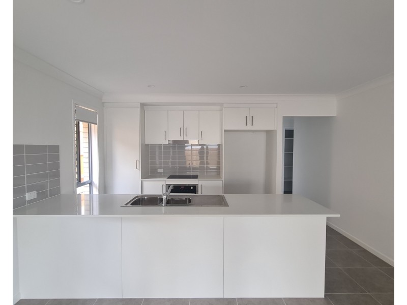 12 Templeton Street, Logan Reserve QLD 4133