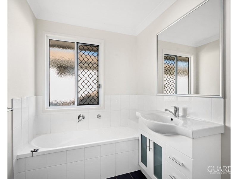 10 Wolski Way, Redbank Plains QLD 4301