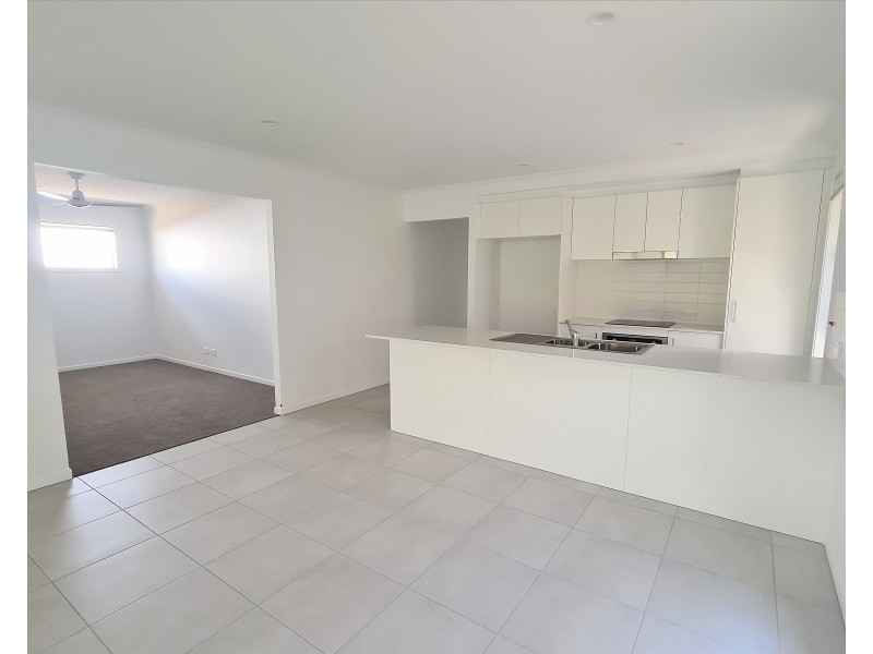 28 Cavanagh Drive, Logan Reserve QLD 4133