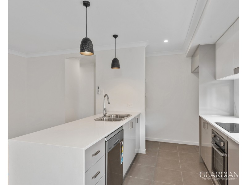 7 Noble Street, Pallara QLD 4110