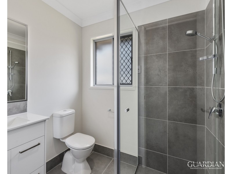 29A&B Central Park Drive, Eagleby QLD 4207